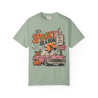 It's Spooky Season vintage Halloween car T-Shirt | ghost, pumpkins