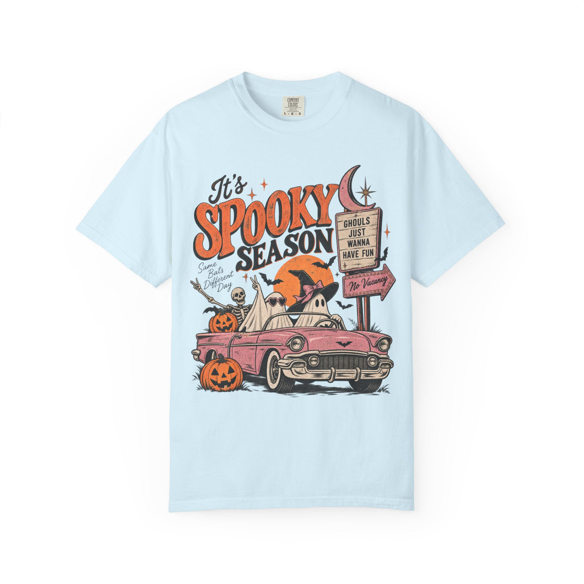 It's Spooky Season vintage Halloween car T-Shirt | ghost, pumpkins