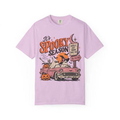 It's Spooky Season vintage Halloween car T-Shirt | ghost, pumpkins